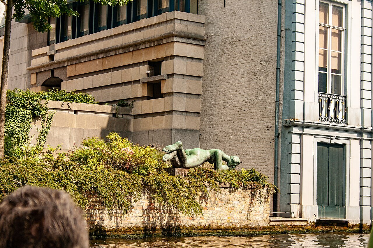 How the canal boats work, from the landing stages to what happens when it rains