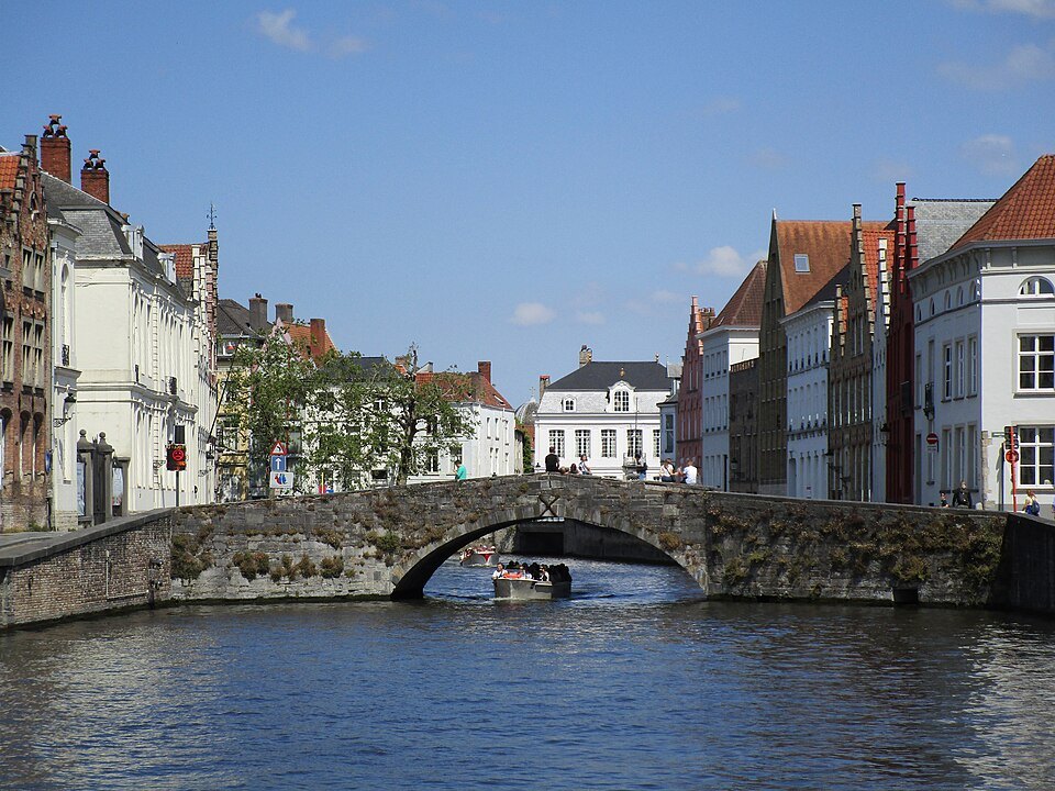 The Koningsbrug arching over the Spiegelrei