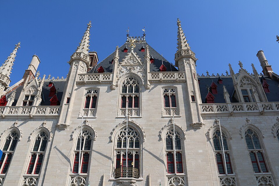 Pinnacles and tracery on the front of the Provincial Court